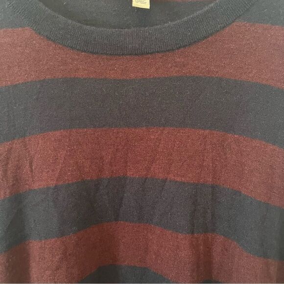 Autumn Cashmere Burgundy Navy Stripe Asymmetrical Hemline 100% Cashmere Sweater - Picture 5 of 7